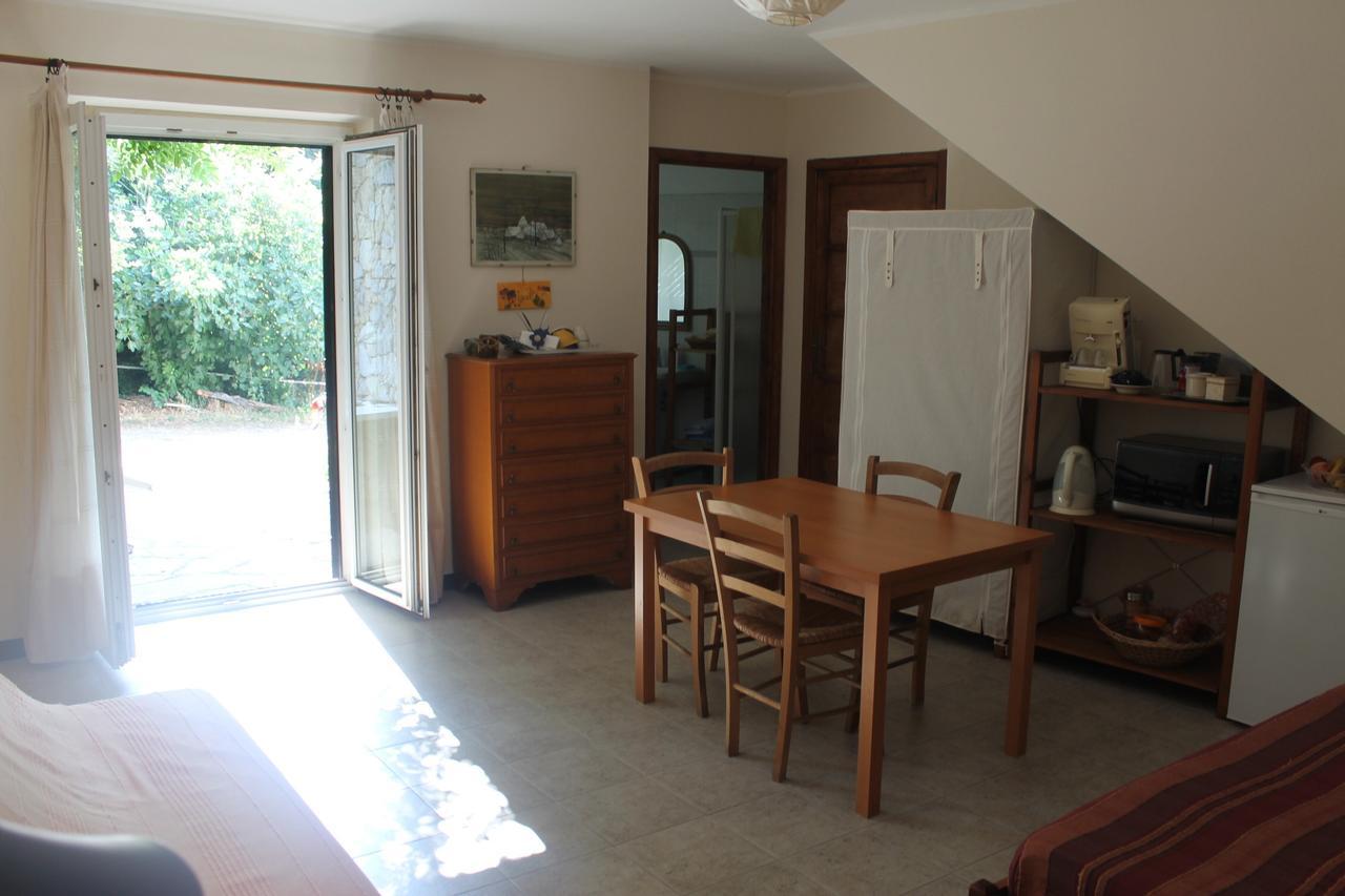 B&B Giucalu Calice Ligure Dış mekan fotoğraf